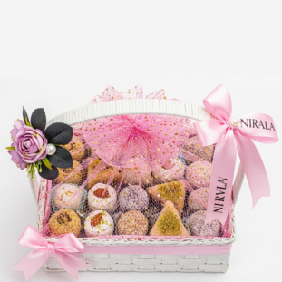 Gift basket regular sweets